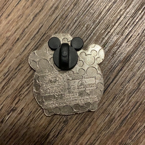 5/25$ Jack O Lantern With Witch Hat Mickey Disney Trading Pin - Picture 2 of 2